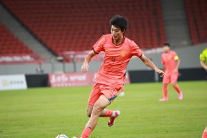 何时留洋?赵松源首战1v4枪手 今日1分钟2球导演逆转 吧友评分9.9