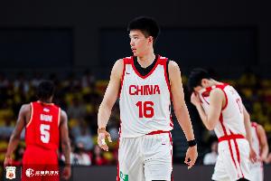 没失手!焦泊乔半场替补7分钟 3中3贡献7分&三分1中1