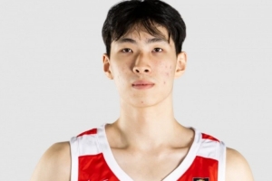 媒体人:中国U18男篮这一批好苗子未来如何培养才是关键中的关键