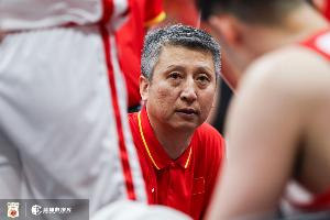 媒体人:男篮国家队如今受到的舆论还不如国青 归根结底的是人祸