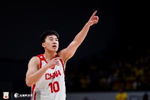 媒体人:中国男篮全程压着对手打 我们需要这样的赢球来积累信心