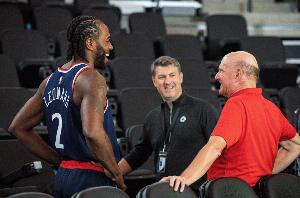 名记:NBA在和鲍尔默方面谈判和解 焦点在监管责任而非规避工资帽