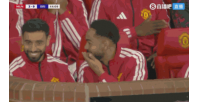 将死对手再说话!B费库尼亚2-0在场下笑嘻了,最后惨遭逆转回旋镖