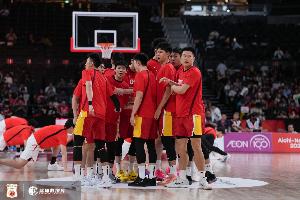 无缘决赛!媒体人:最难受的是 中国男篮还要和伊朗打一场三四名