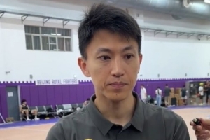 刘晓宇:贾尔斯和库克各有特点 但也都需要时间融入球队体系