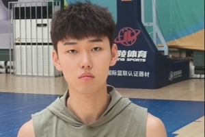 宏远旧将!NBL石家庄翔蓝官方:欢迎李奕臻加盟球队