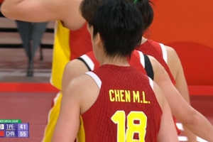 火力全开!张子宇4连击 引领中国女篮轰19-5领先14分打停对手