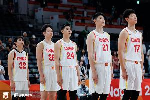 杨毅:中国篮球落后是落后在没归化 解决这个问题后会好很多