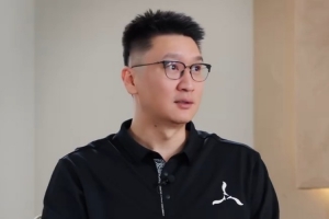 孙悦谈天赋差距:我卧推最大120kg 队友感谢我把热身重量放好了