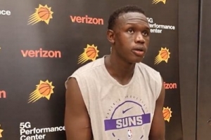 马卢阿奇谈太阳阵容深度:我们的首发和替补皆能得分