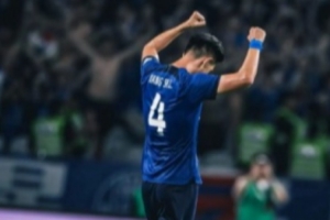 伤愈复出!蒋圣龙:312天,我终于重新踏上赛场去奔跑去战斗!