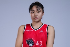 武汉女篮官方:丁奕可基本康复 酌情考虑减轻或取消对她的处罚
