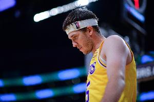 里夫斯:我们在很多方面本可以做得更好 尤其是在第一节里