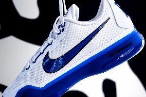 杜克大学女篮晒专属Kobe 10 Protro PE!两款蓝白黑配色亮相